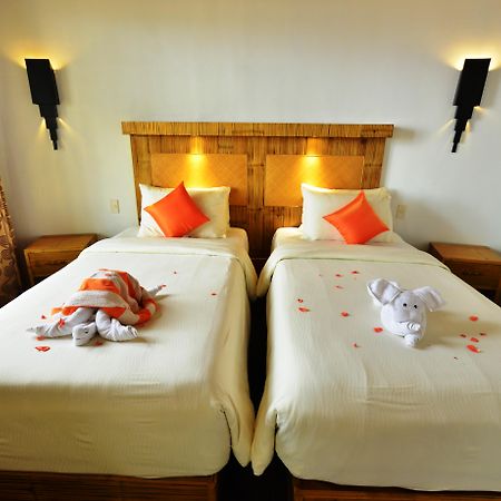 Ambassador In Paradise Balabag  Extérieur photo Deluxe Room