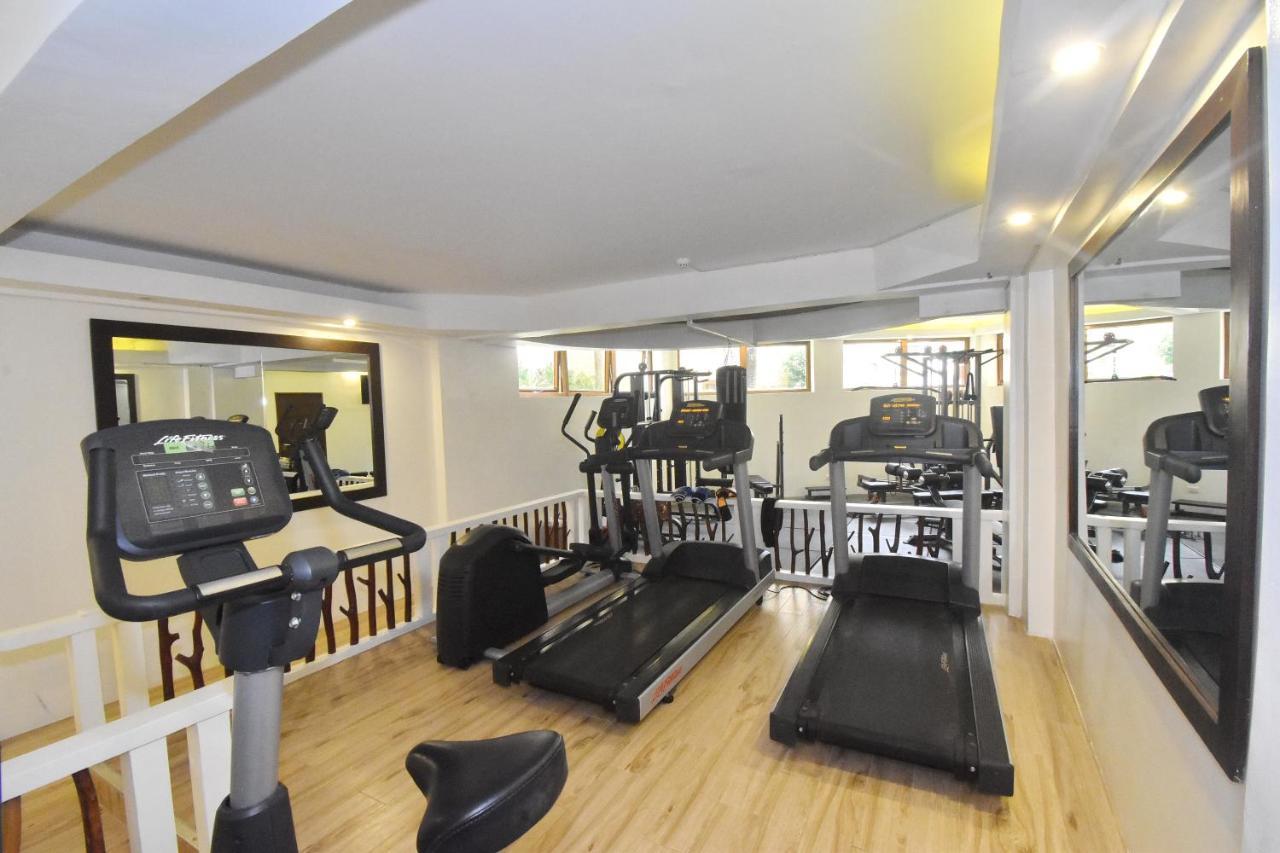 Ambassador In Paradise Balabag  Extérieur photo The gym at the hotel