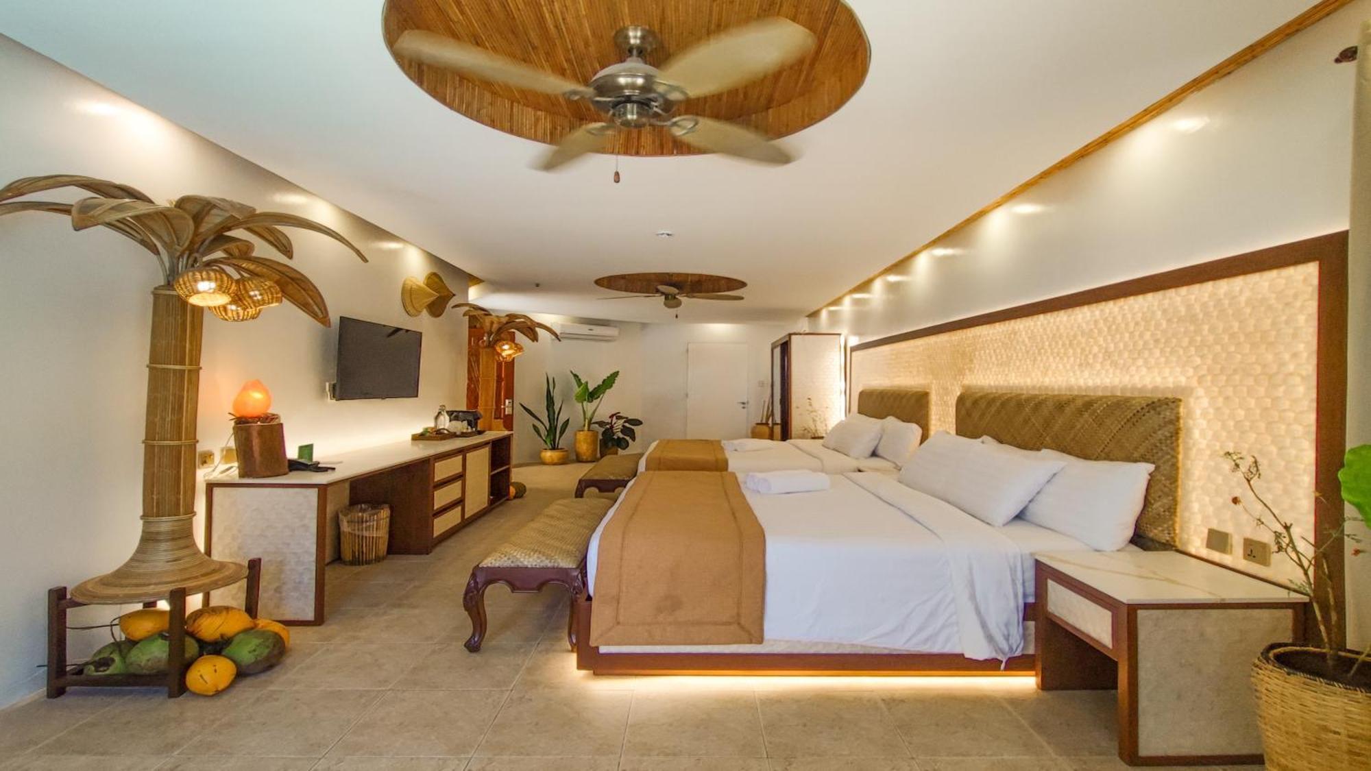 Ambassador In Paradise Balabag  Extérieur photo Deluxe Room