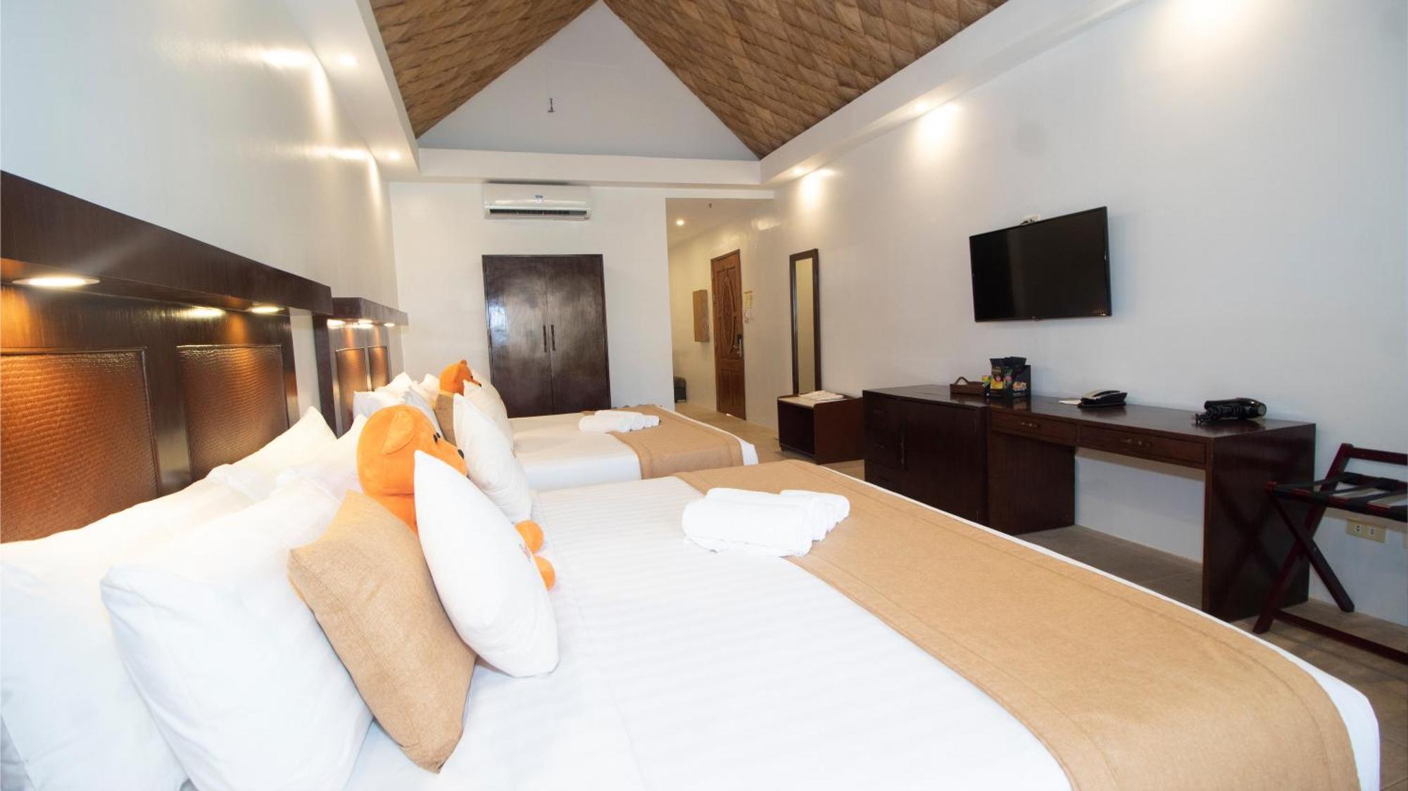Ambassador In Paradise Balabag  Extérieur photo Deluxe Room